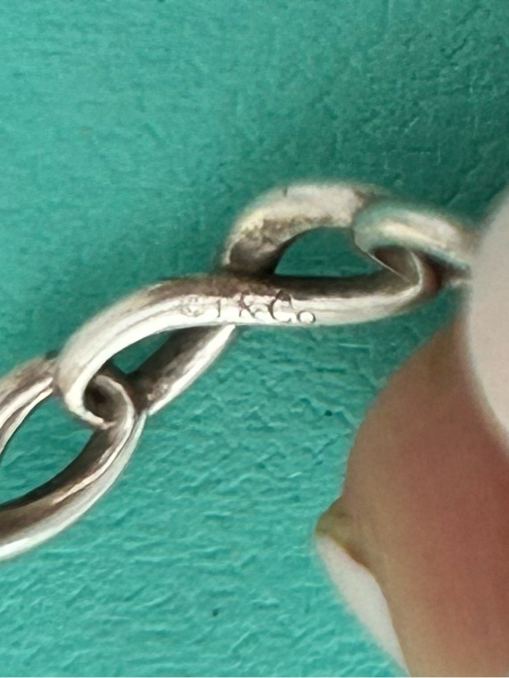Tiffany & co Silver Narrow Infinity Band Ring Size 6.5 - Picture 7 of 11